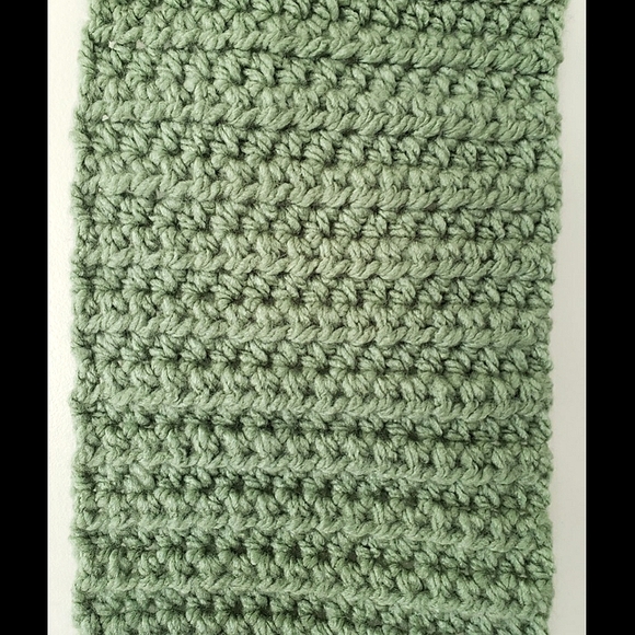 None Accessories - Handmade Chunky Scarf